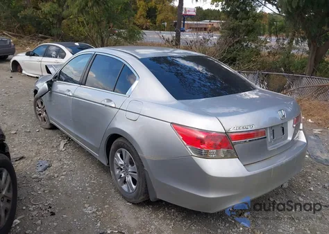 2011 Honda Accord 2.4 Se z USA, uszkodzony, nr VIN 1HGCP2F65BA038936